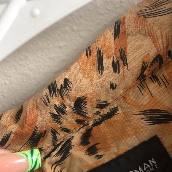 Cute vintage 100% silk sporty button down - Picture 4 of 6